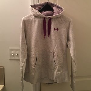 Under Armour sweatshirt