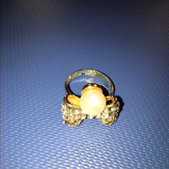 Ring - Picture 2 of 3