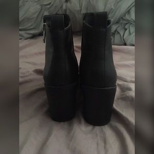 Black leather booties😍