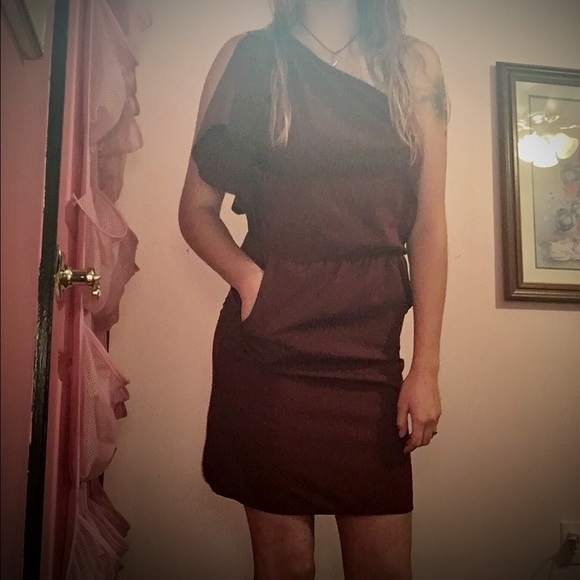 One Shoulder Maroon Dress, S/M, Gold sequence