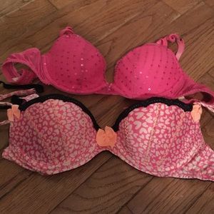 Victoria's Secret Bra Bundle, 32B