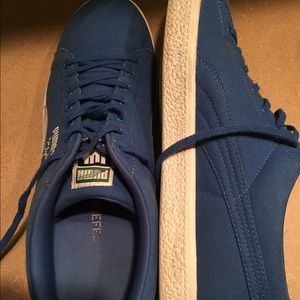 Men's Puma "Clyde" Tennis Shoes Size 13