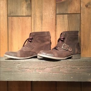 Zigi Soho brown leather ankle boots