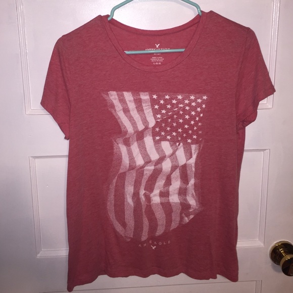American Eagle Tshirt