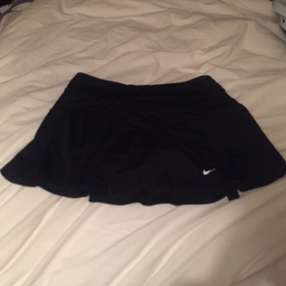 Nike dri-fit golf tennis skirt