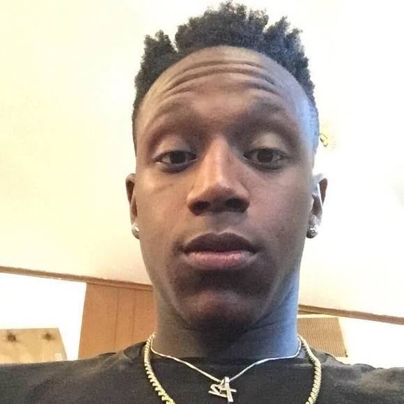 Meet your Posher, Kawoma - Picture 1 of 1