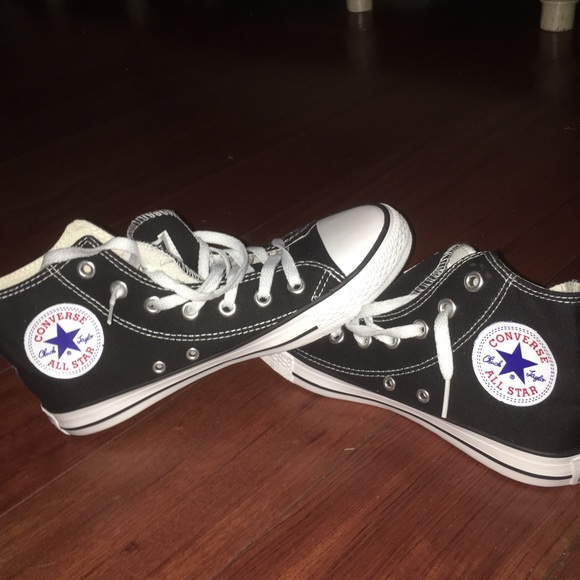 Chuck Taylor All Stay Converse high top.