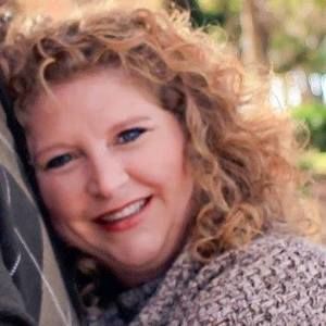 Meet your Posher, Debra