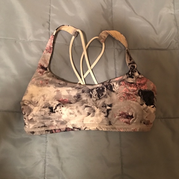 Lulu sports sports bra
