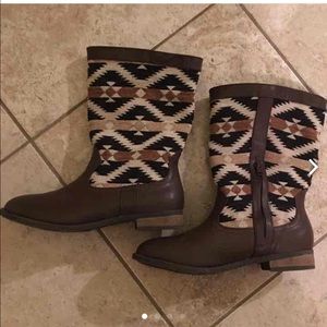 Aztec Boots/Forever 21/Sz7.5