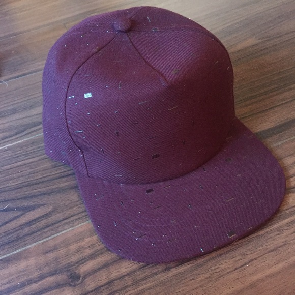 🌵Burgundy Textured Baseball Cap 🔥SAMPLE SALE - Picture 2 of 4