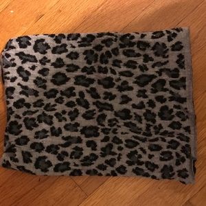 Cheetah print neck warmer