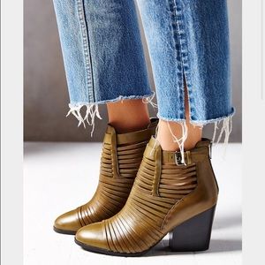 NWOT Sam Edelman talon huarache bootie