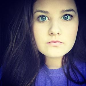 Meet your Posher, Makayla