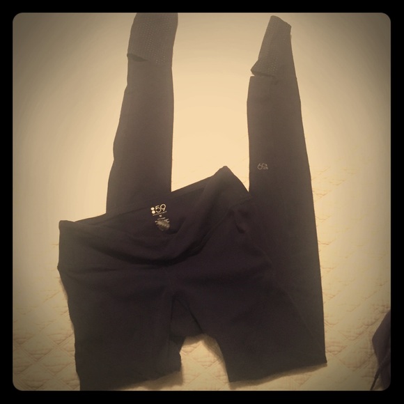 Splits 59 workout leggings- like new condition.