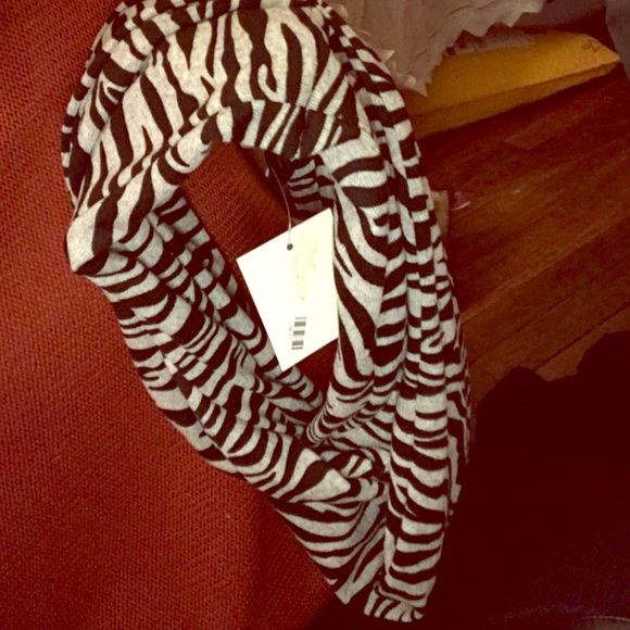 Infinity zebra scarf