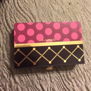 MaC pigments and glitter nutcracker brand new