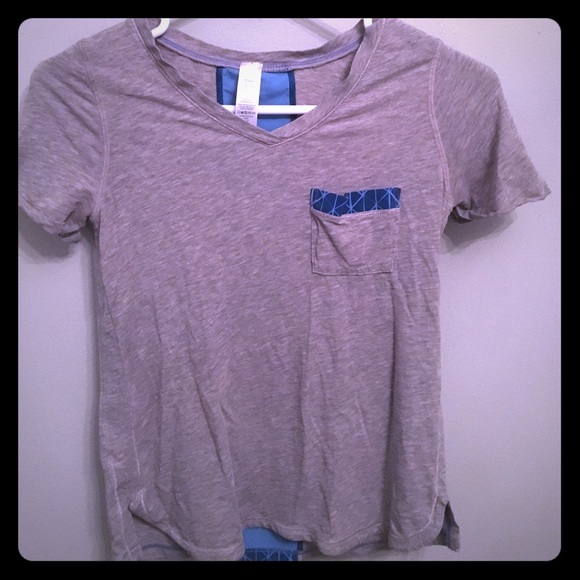 Ivivva shirt