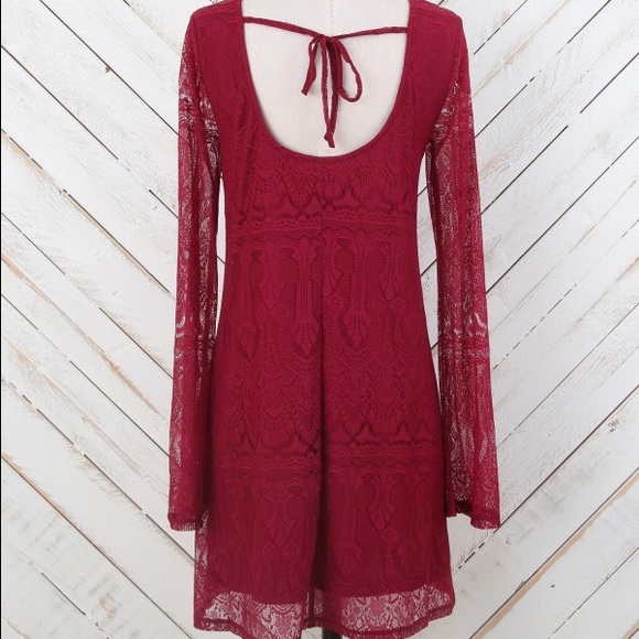 NWT🏷Encased in Lace Beet Red Altar'd State Dress - Picture 2 of 4