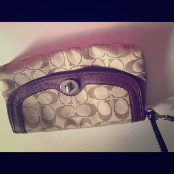 Coach wristlet