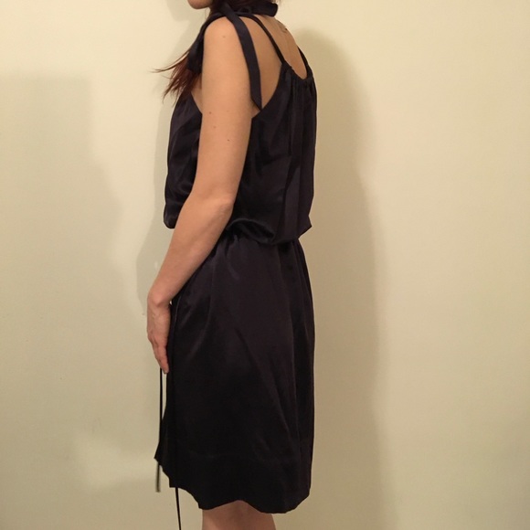 BCBGMaxAzria Navy Satin Silk Sleeveless Dress - Picture 2 of 4