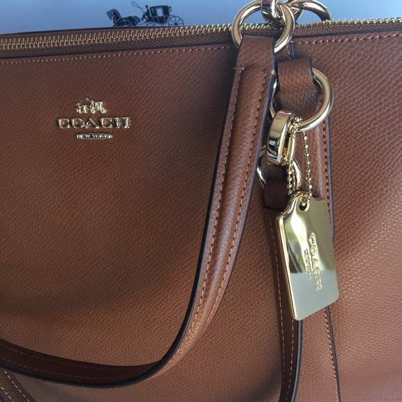 🚫SOLD🚫🆕Coach Tote🎁🎉💝 - Picture 2 of 4