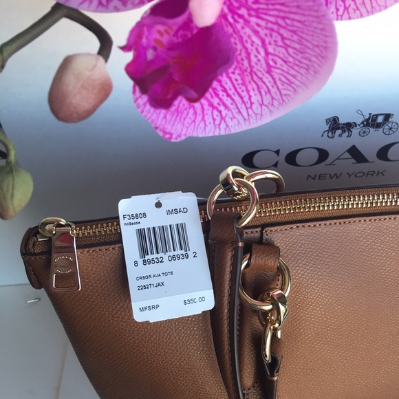 🚫SOLD🚫🆕Coach Tote🎁🎉💝 - Picture 3 of 4