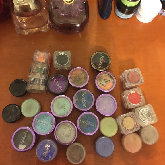 28 La splash glitters and prigments