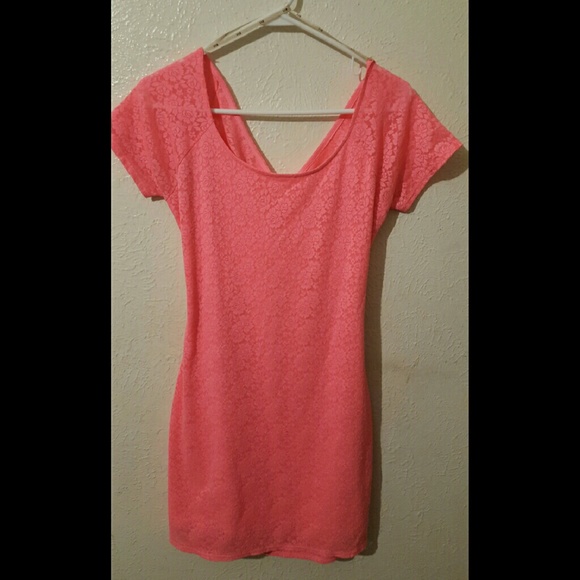 Bright pink bodycon dress