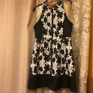 Akira Chicago zip up dress