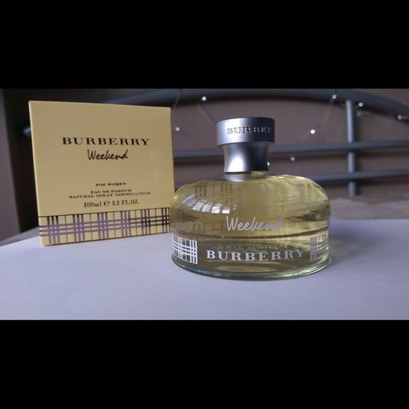 Burberry Weekend Perfume 3.4 oz