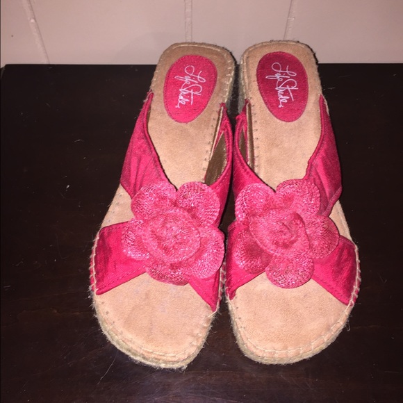 Life Stride Red Shoes - Picture 1 of 4