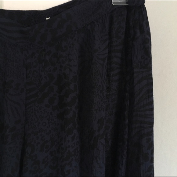 UO. Flowy Coulottes - Picture 4 of 5