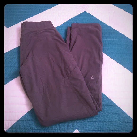 Ivivva pants