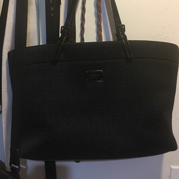 Michael Kors tote