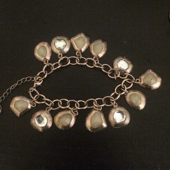 Bejeweled Bracelet ❄️