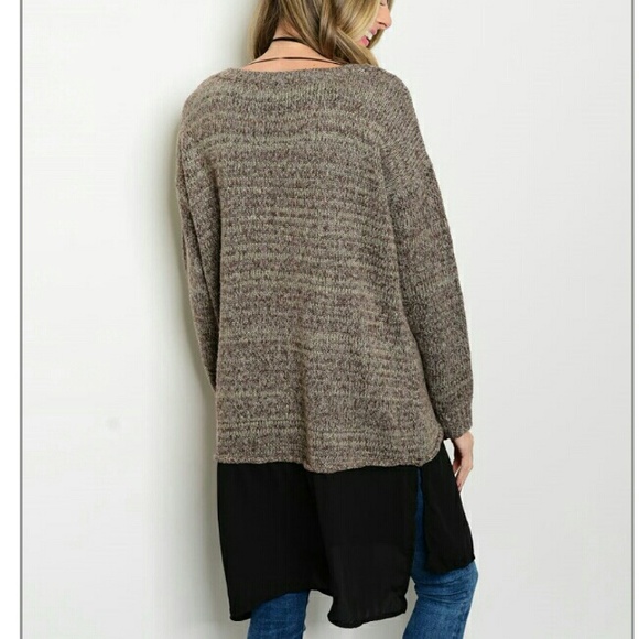 Always elegant tunic sweater. - Picture 2 of 4