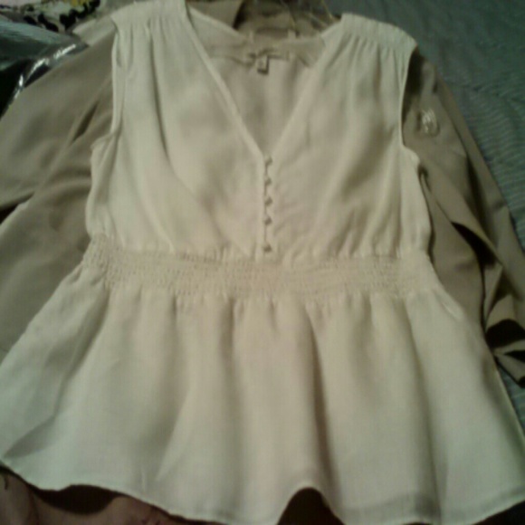 Banana Republic linen top