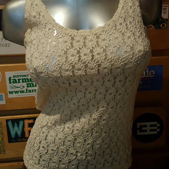 Toplino Vintage white lace tanktop