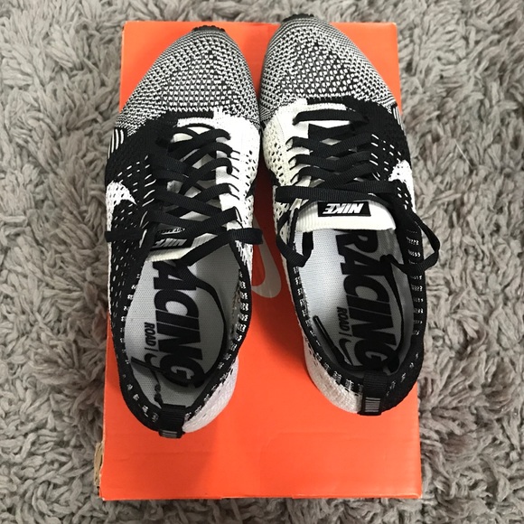 Nike Flyknit Racer Orca White Tongue (2013) - Picture 3 of 4