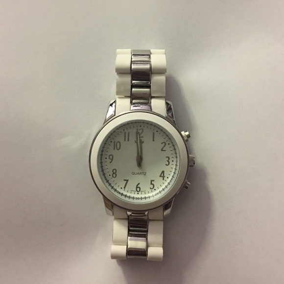 White watch for women ! - Picture 1 of 2