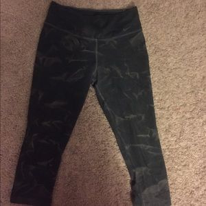 Cropped Nike leggings. Size small