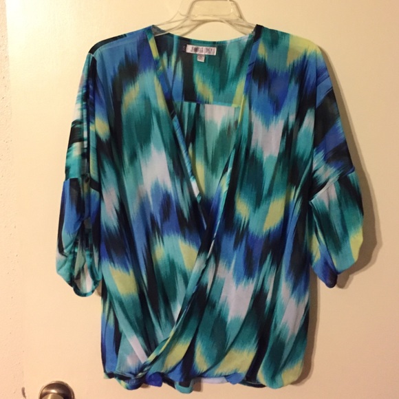 Jennifer Lopez blouse