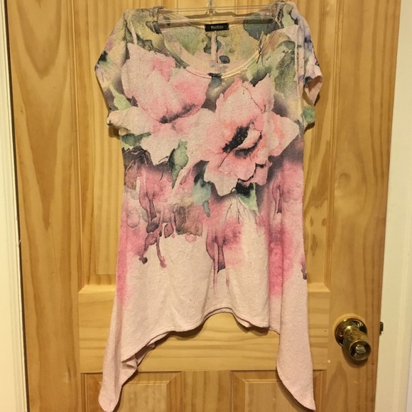 Cute floral shirt