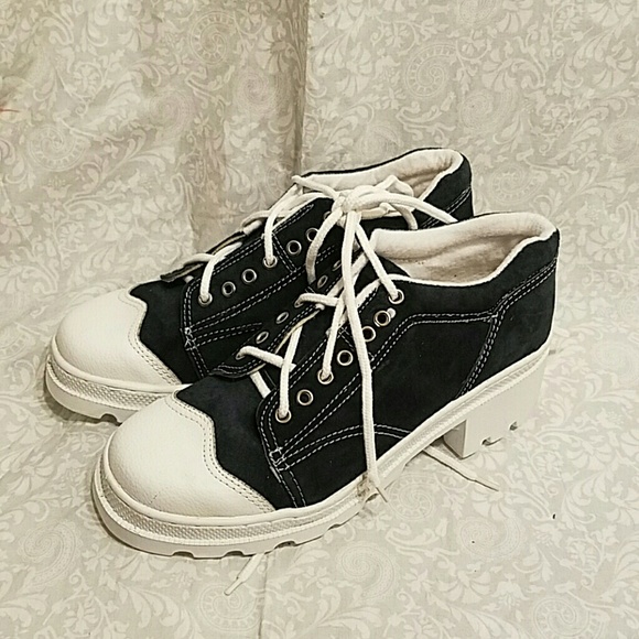 Brand New !Tennis Shoe Heels Black Maybe Blue