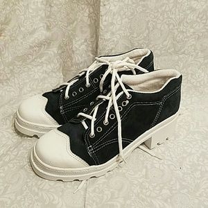 Brand New !Tennis Shoe Heels Black Maybe Blue