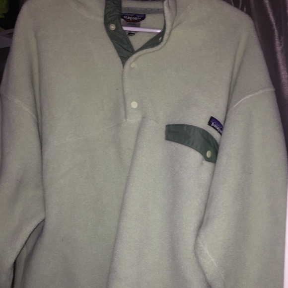 Women's Patagonia XL snap pullover