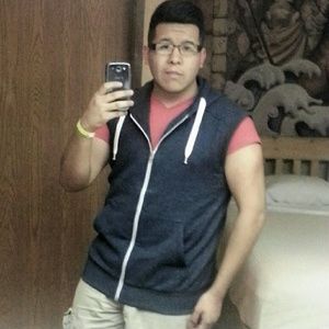 Meet your Posher, Rogelio