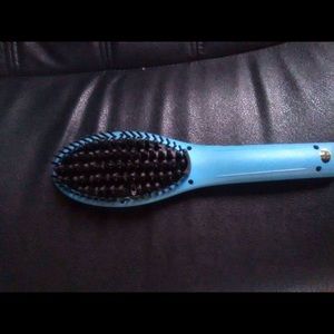 Hairbrush hair straightener (PYT)