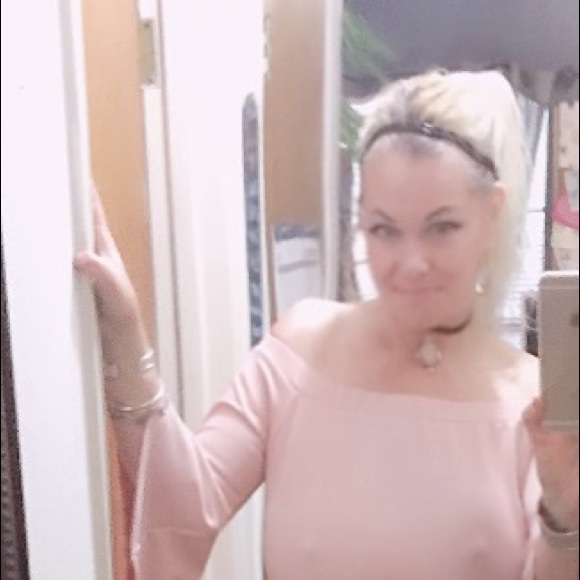 Meet your Posher, Storme - Picture 6 of 8